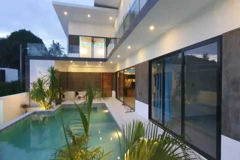 Villa in Ko Samui, Thailand 3 bedrooms № 151566 - photo 1