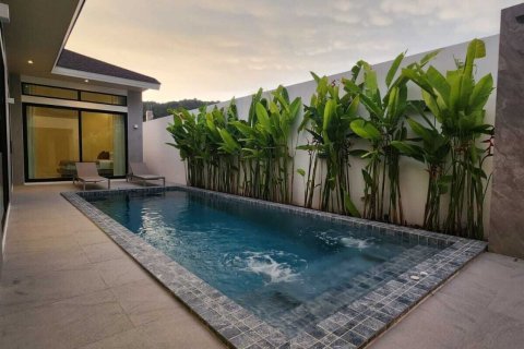 Villa in Phuket, Thailand 3 bedrooms № 135769 - photo 3
