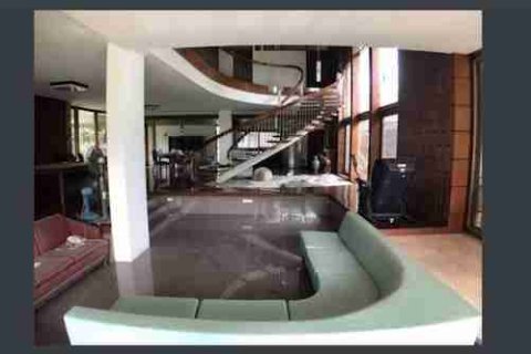 Maison à Bangkok, Thaïlande 4 chambres № 183480