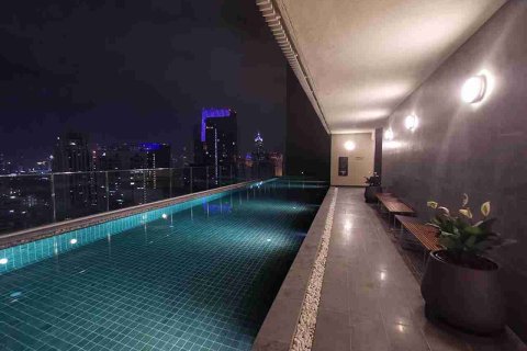 Condo in Bangkok, Thailand, 1 bedroom № 183476 - photo 2