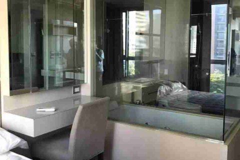 Condo in Bangkok, Thailand, 1 bedroom № 183479 - photo 10