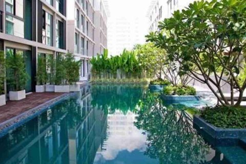 Condo in Bangkok, Thailand, 1 bedroom № 183474 - photo 2