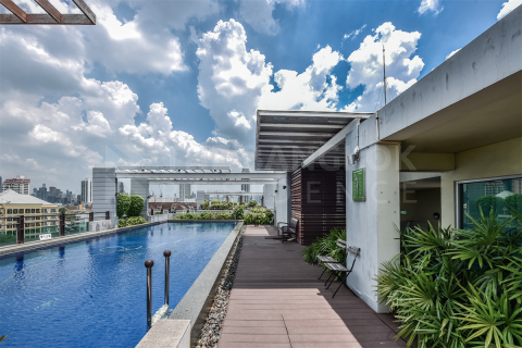 Condo in Bangkok, Thailand, 2 bedrooms № 209248