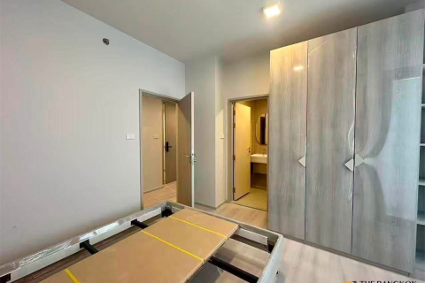 Condo in Bangkok, Thailand, 4 bedrooms  № 209246