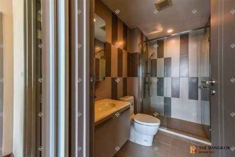 Condo in Bangkok, Thailand, 2 bedrooms № 209251 - photo 7