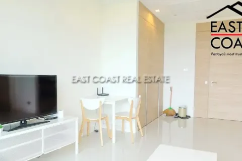 Condominio de 1 dormitorio en Jomtien Beach, Pattaya, Tailandia № 213510 - foto 3