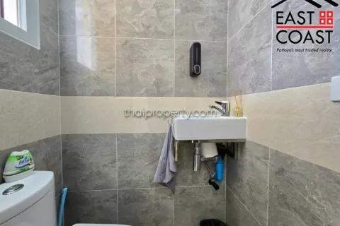 Casa de 3 dormitorios en Pattaya, Tailandia № 213509 - foto 11