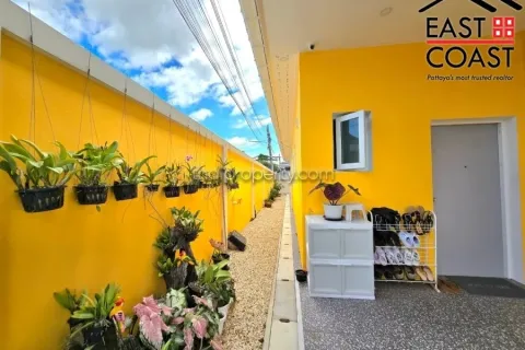 Casa de 3 dormitorios en Pattaya, Tailandia № 213509 - foto 8