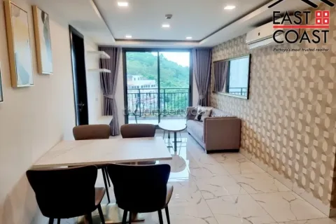 Condominio de 2 dormitorios en Pattaya, Tailandia № 213511 - foto 2