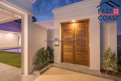 Casa de 3 dormitorios en Pattaya, Tailandia № 213513 - foto 4