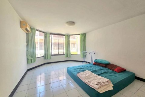 Townhouse in Hua Hin, Thailand 8 bedrooms № 146728 - photo 8