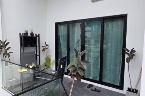 Таунхаус в Бангкоке, Таиланд с 3 спальнями  № 146730 - фото 8