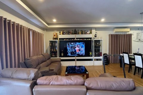 Villa in Pattaya, Thailand 2 bedrooms № 137756 - photo 21