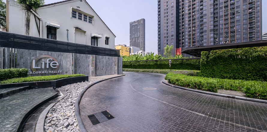 Condo à Bangkok, Thaïlande, 2 chambres № 188605