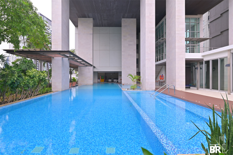 Condo in Bangkok, Thailand, 3 bedrooms  № 188602
