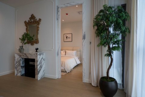 Кондоминиум с 1 спальней в Ваттхане, Бангкок, Таиланд № 133731 - фото 4