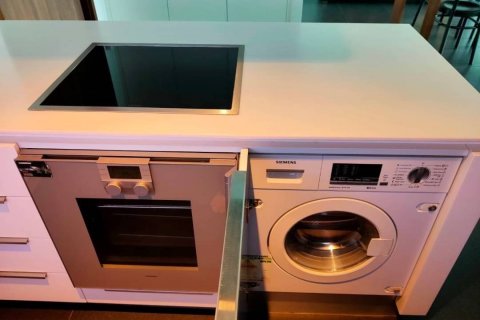 Кондоминиум с 2 спальнями в Патхум Ване, Бангкок, Таиланд № 133733 - фото 5