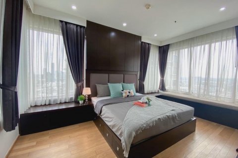 Кондоминиум с 2 спальнями в Ваттхане, Бангкок, Таиланд № 133732 - фото 9