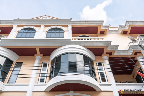 Townhouse à Bangkok, Thaïlande 5 chambres № 190444 - photo 14