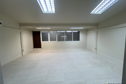 Townhouse in Bangkok, Thailand 6 bedrooms № 190445 - photo 9