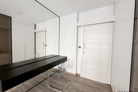 Townhouse in Bangkok, Thailand 6 bedrooms № 190447 - photo 7