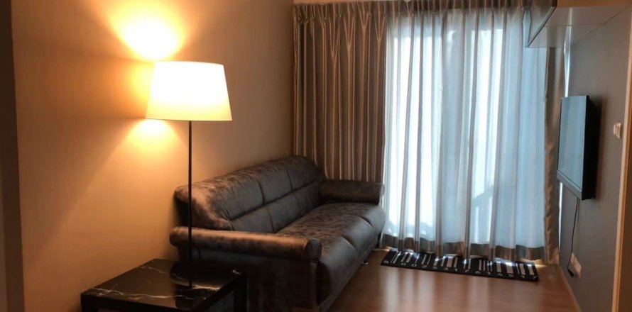 Кондоминиум с 2 спальнями в Банг Сью, Бангкок, Таиланд № 151517