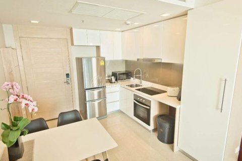 Condo in Pattaya, Thailand, 1 bedroom  № 158893 - photo 4