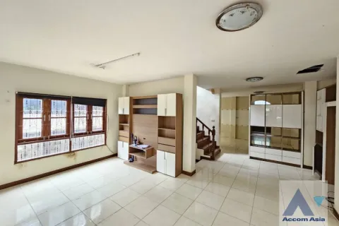 Studio in Samut Prakan, Thailand № 218756 - Foto 2