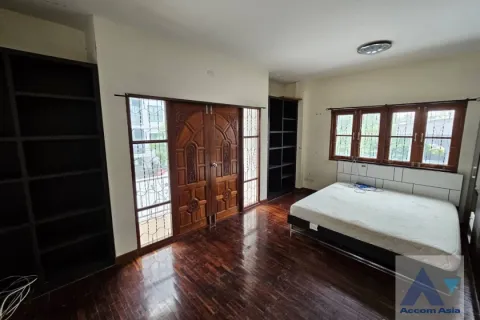 Studio in Samut Prakan, Thailand № 218756 - Foto 3