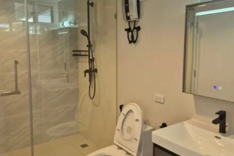 Eigentumswohnung in Watthana, Bangkok, Thailand, 3 Schlafzimmer № 218755 - Foto 10