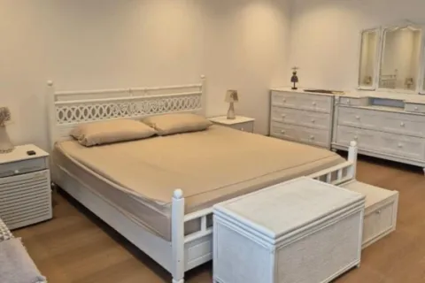 Eigentumswohnung in Watthana, Bangkok, Thailand, 3 Schlafzimmer № 218755 - Foto 7
