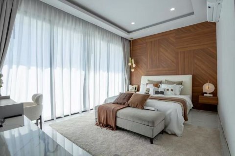 Вилла в Паттайе, Таиланд с 5 спальнями  № 171192 - фото 6