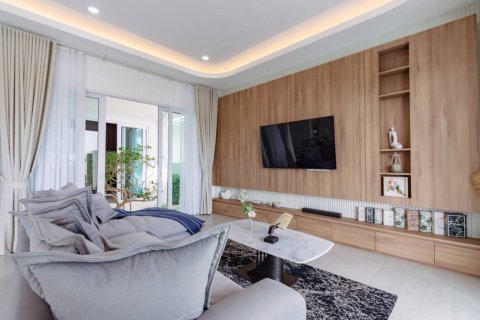Villa in Hua Hin, Thailand 4 bedrooms № 172783 - photo 6