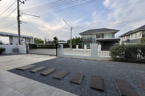 House in Hua Hin, Thailand 4 bedrooms № 172781 - photo 8