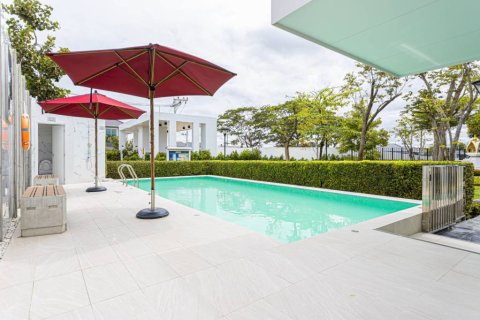House in Hua Hin, Thailand 4 bedrooms № 172781 - photo 4