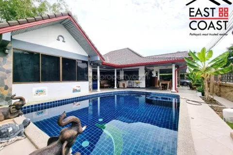 Casa de 4 dormitorios en Pattaya, Tailandia № 213687