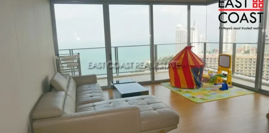 Condominio de 3 dormitorios en Pattaya, Tailandia № 213685