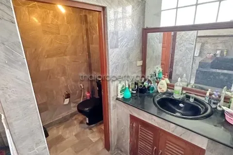 Casa de 2 dormitorios en Pattaya, Tailandia № 213684 - foto 9