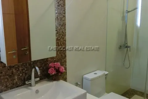 Condominio de 2 dormitorios en Pattaya, Tailandia № 213686 - foto 13