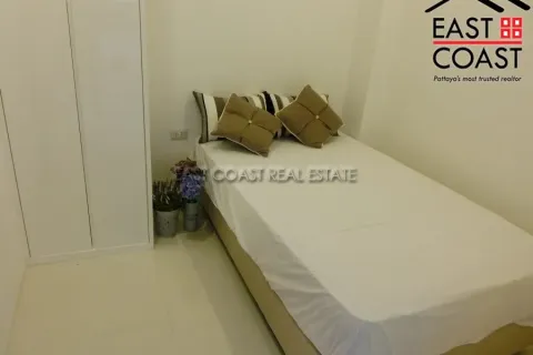 Condominio de 2 dormitorios en Pattaya, Tailandia № 213686 - foto 8