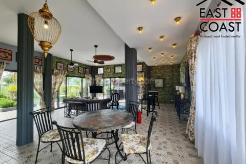 Casa de 4 dormitorios en Pattaya, Tailandia № 213689 - foto 10