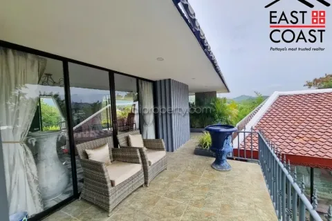 Casa de 4 dormitorios en Pattaya, Tailandia № 213689 - foto 17