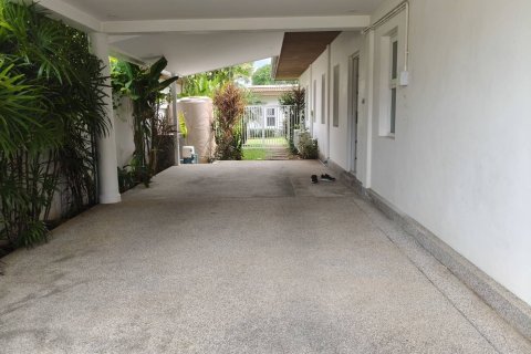 Villa in Hua Hin, Thailand 4 bedrooms № 163521 - photo 24