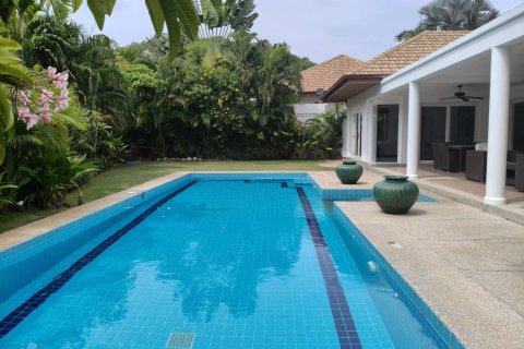 Villa in Hua Hin, Thailand 4 bedrooms № 163521 - photo 15