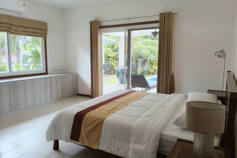 Villa in Hua Hin, Thailand 4 bedrooms № 163521 - photo 10