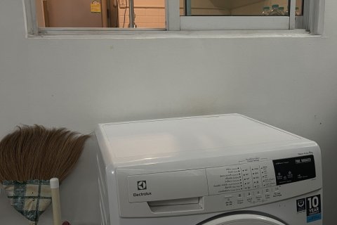 Townhouse in Lat Krabang, Bangkok, Thailand 3 bedrooms № 163522 - photo 8