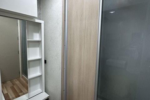 Studio in the Condo in Huai Khwang, Bangkok, Thailand  № 163520 - photo 4