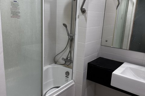 Studio in the Condo in Huai Khwang, Bangkok, Thailand  № 163520 - photo 8