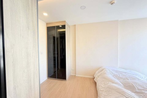 Studio dans le Condo à Suan Luang, Bangkok, Thaïlande  № 163517 - photo 12