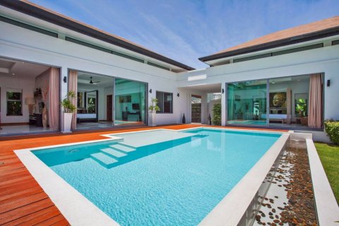 Villa à Rawai, Thaïlande 4 chambres № 116946 - photo 2